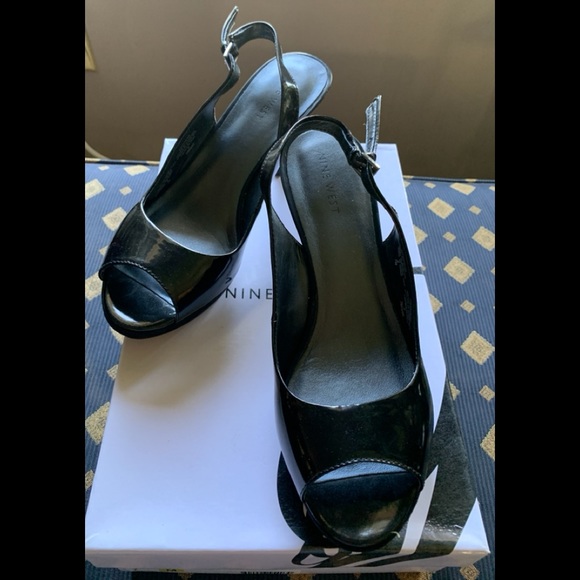 Shoes - Picture 1 of 3